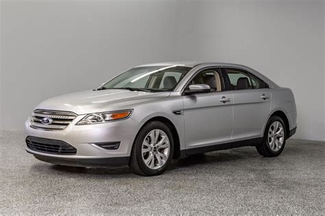 2011 Ford Taurus