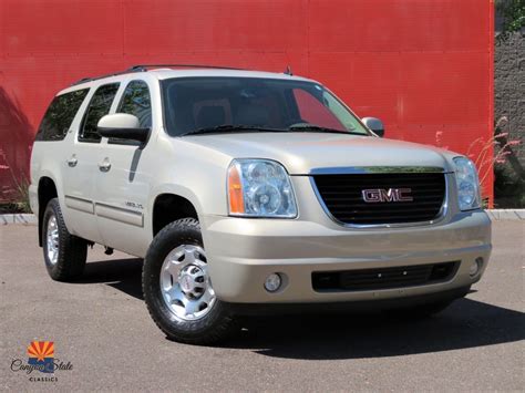 2011 Gmc Yukon xl 2500 photo