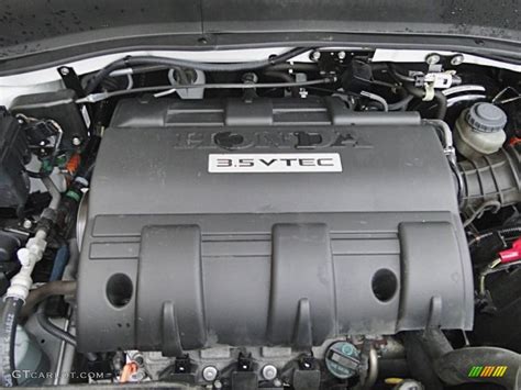 2011 Honda Ridgeline engine