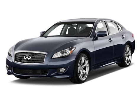 2011 Infiniti M37 photo