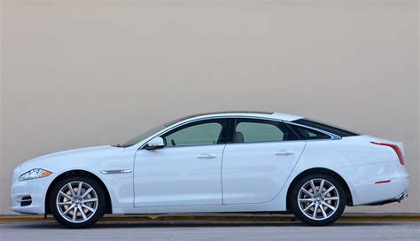 2011 Jaguar Xj photo