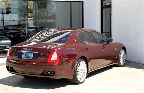 2011 Maserati Quattroporte photo