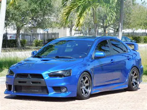 2011 Mitsubishi Lancer evolution photo