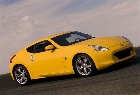 2011 Nissan 370z photo