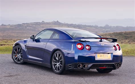 2011 Nissan Gt-r photo