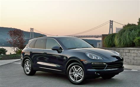 2011 Porsche Cayenne s hybrid engine