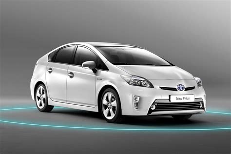 2011 Toyota Prius plug-in hybrid engine