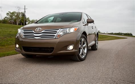 2011 Toyota Venza photo