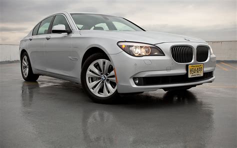 2012 Bmw 740i photo