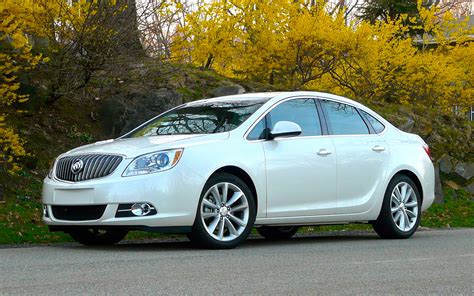 2012 Buick Verano photo