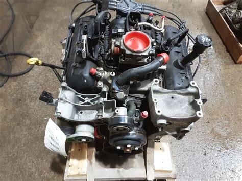 2012 Chevrolet Express 1500 engine