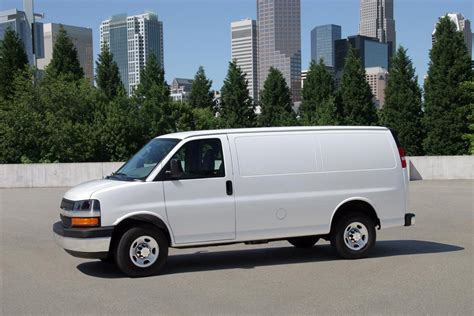 2012 Chevrolet Express photo