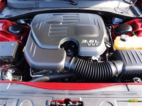 2012 Chrysler 300 engine