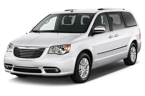 2012 Chrysler Town and country photo