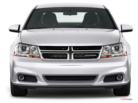 2012 Dodge Avenger photo