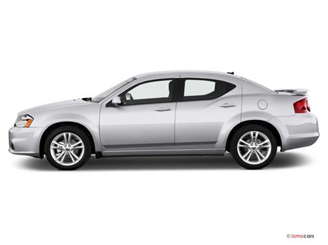 2012 Dodge Avenger photo