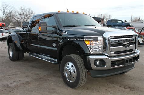 2012 Ford F-550 engine