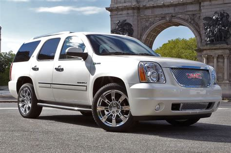 2012 Gmc Yukon hybrid photo