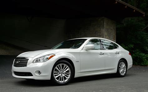 2012 Infiniti M photo