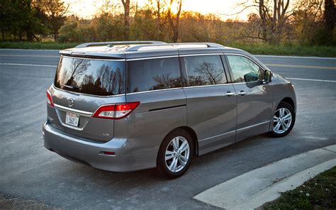 2012 Nissan Quest photo