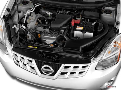 2012 Nissan Rogue engine