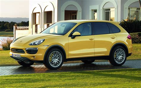 2012 Porsche Cayenne s hybrid photo