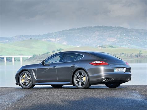 2012 Porsche Panamera turbo s photo