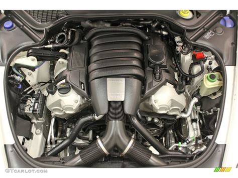 2012 Porsche Panamera engine