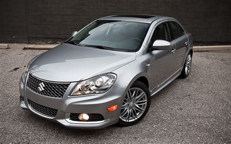 2012 Suzuki Kizashi photo