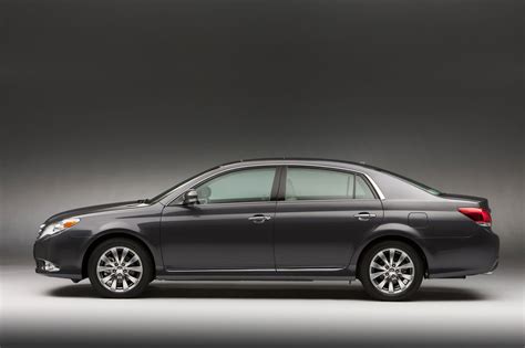 2012 Toyota Avalon photo