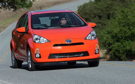 2012 Toyota Prius c photo