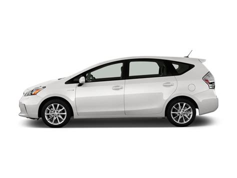 2012 Toyota Prius v photo