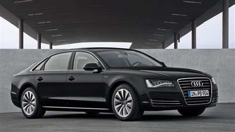 2013 Audi A8 photo