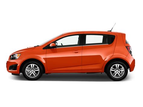 2013 Chevrolet Sonic photo