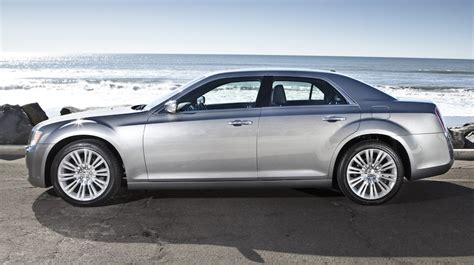 2013 Chrysler 300 photo