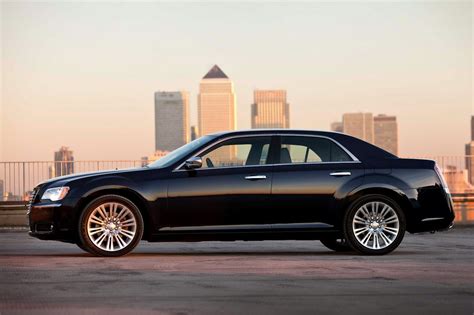 2013 Chrysler 300c photo