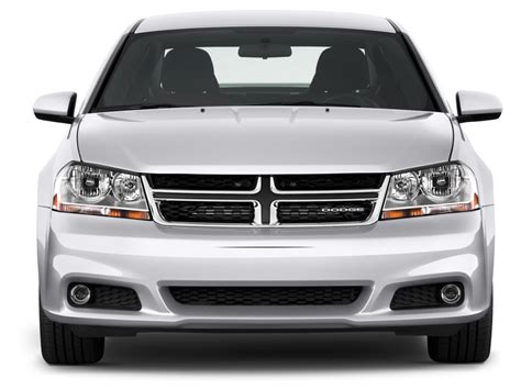 2013 Dodge Avenger photo