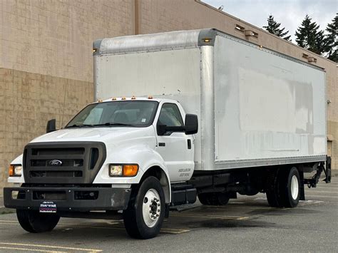 2013 Ford F-750 photo