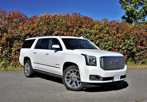 2013 Gmc Yukon denali xl photo