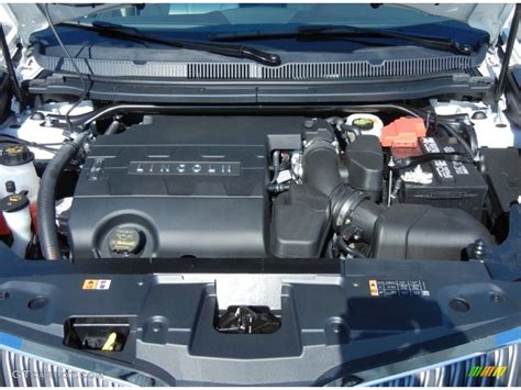 2013 Lincoln Mkt engine