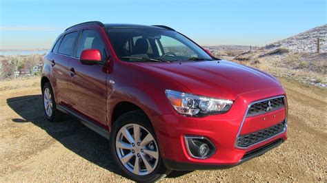 2013 Mitsubishi Outlander sport photo