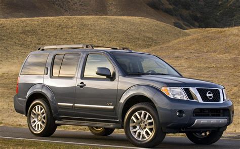 2013 Nissan Pathfinder photo