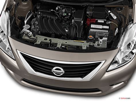 2013 Nissan Versa engine