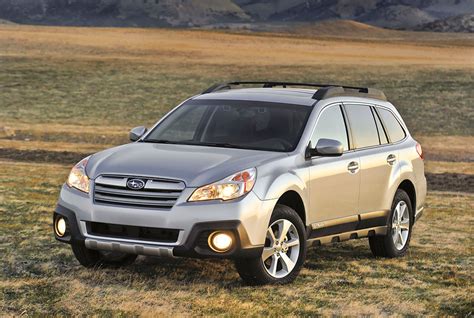 2013 Subaru Outback photo