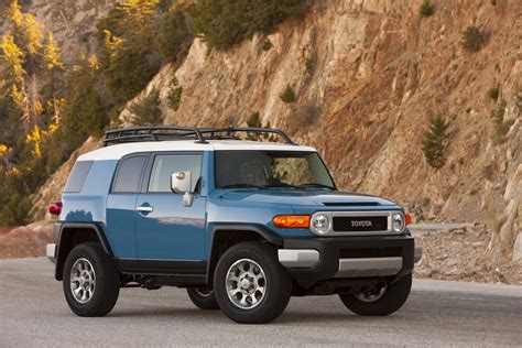 2013 Toyota Fj cruiser photo