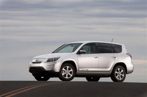 2013 Toyota Rav4 ev photo