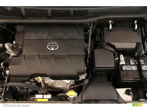 2013 Toyota Sienna engine