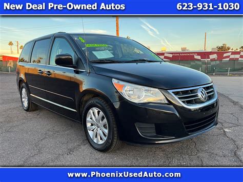 2013 Volkswagen Routan photo