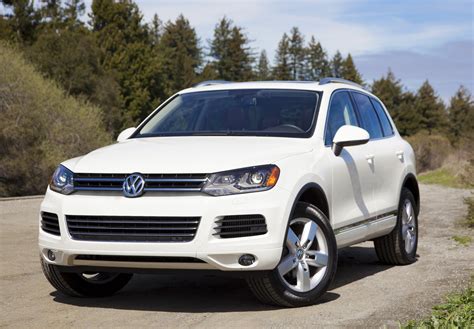 2013 Volkswagen Touareg photo