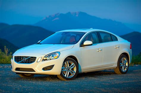 2013 Volvo S60 photo